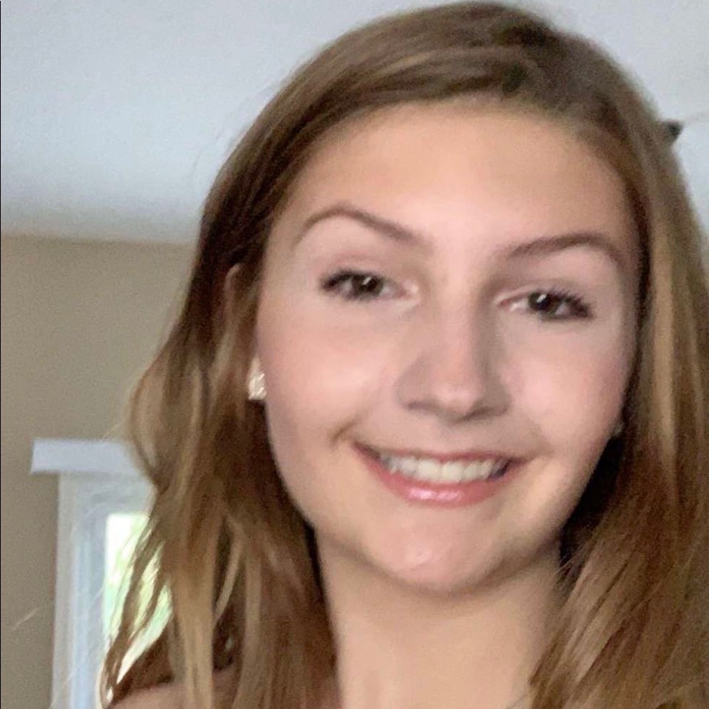 Meet your Posher, Hailey